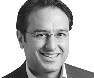 Luxottica集团CEO Adil Mehboob-Khan离职