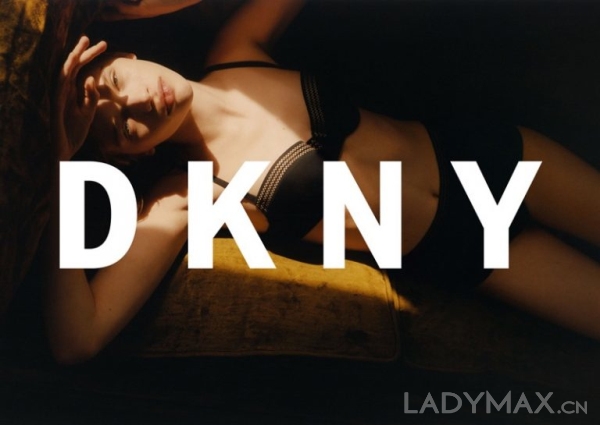DKNY推出2016秋冬系列广告硬照