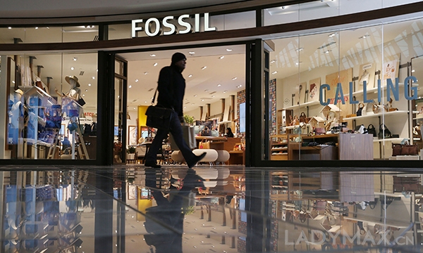 全球零售环境低迷 Fossil集团本周开始裁员并继续关店