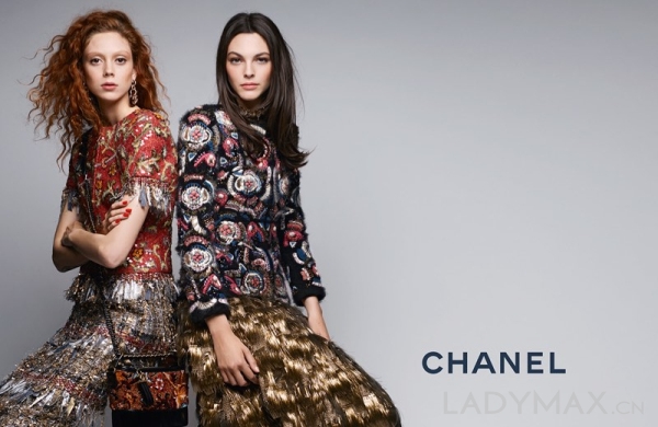 Natalie Westling与Vittoria Ceretti共同演绎Chanel 2017早秋广告硬照