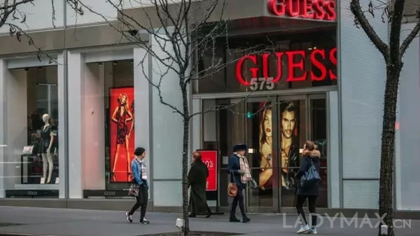 Guess在中国春节期间大卖 今年第一季度销售超预期 股价盘后猛涨17%