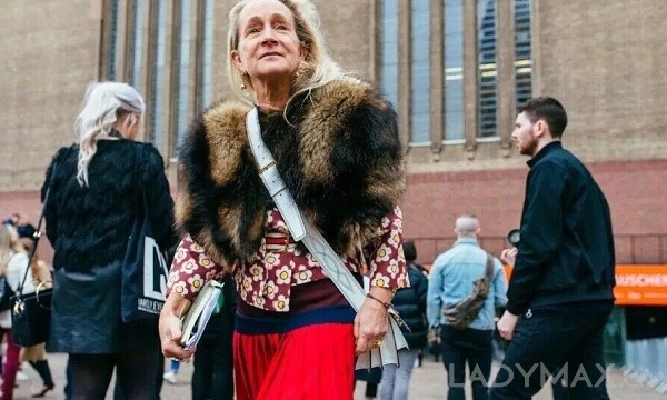 “时尚界就是一群焦虑的人” 前英国版Vogue时装总监向独立时装杂志Vestoj曝被解雇内幕