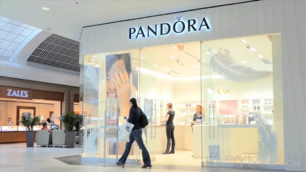 珠宝品牌Pandora开始失色，第一季度收入利润双双下滑