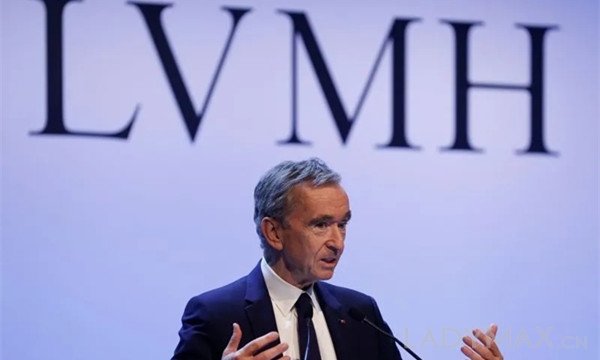 早报 | 欧莱雅集团CEO将于明年退休；LVMH罕见削减股息