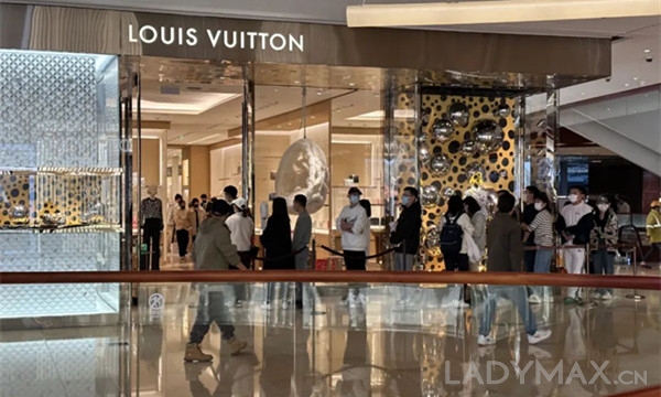 LVMH财报 | LV和Dior等时装皮具部门第二季销售破100亿欧元