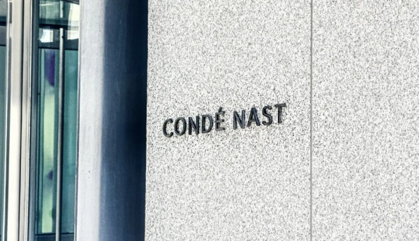 深度 | 从章泽天登上Vogue封面,看时尚杂志的变革 深度 | 从章泽天登上Vogue封面,看时尚杂志的变革