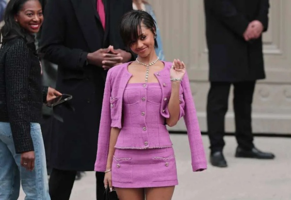 深度 | 一首CHANEL火遍全球,能助力新创意总监吗? 深度 | 一首CHANEL火遍全球,能助力新创意总监吗?