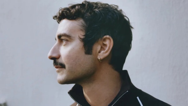 最短命的创意总监,Dario Vitale 发布一季就离开 Versace 最短命的创意总监,Dario Vitale 发布一季就离开 Versace