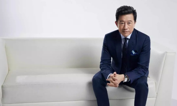 LVMH中国高管加入泡泡玛特董事会,年薪加福利300万港元 LVMH中国高管加入泡泡玛特董事会,年薪加福利300万港元