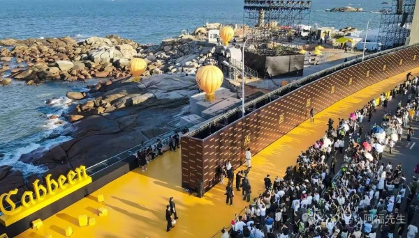 国内男装卡宾挣扎10亿俱乐部 国内男装卡宾挣扎10亿俱乐部